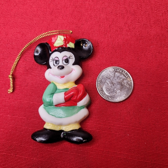 Vintage porcelain winter Minnie mouse made in Japan Walt Disney ornament - Picture 6 of 6